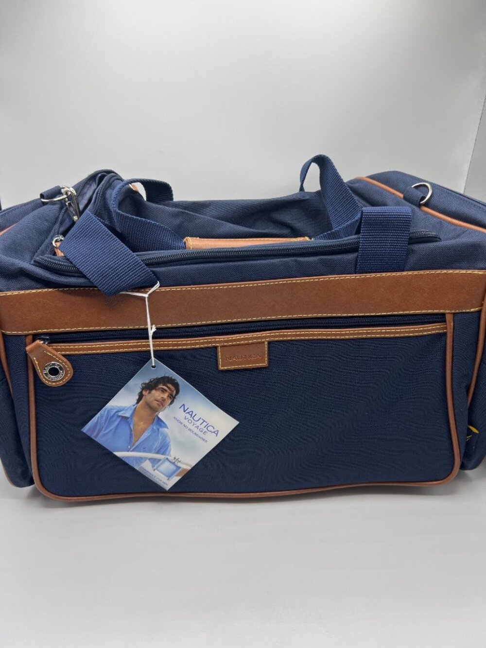 Nautica Voyage Deluxe Weekender Travel Bag Navy & Brown With Adjustable Strap